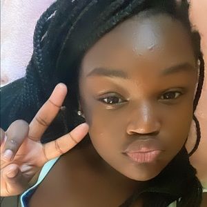 Meet your Posher, Imani